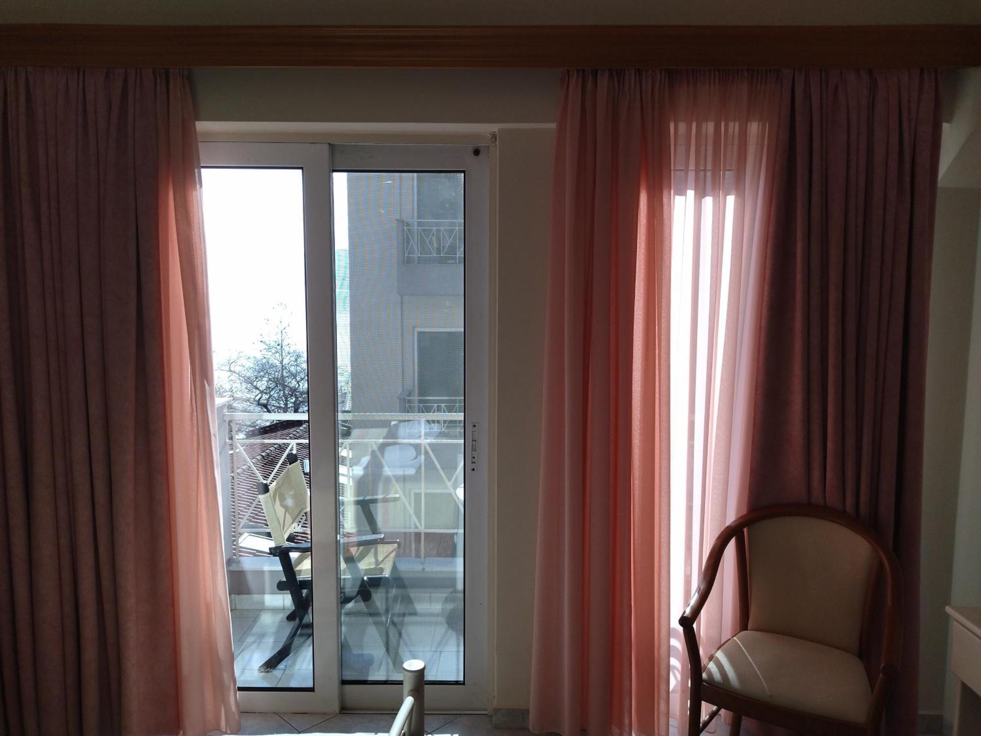 ホテル Chrisi Akti Nafpaktos 部屋 写真